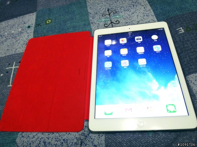開箱 iPad AIR 透明背殼+smart-cover紅