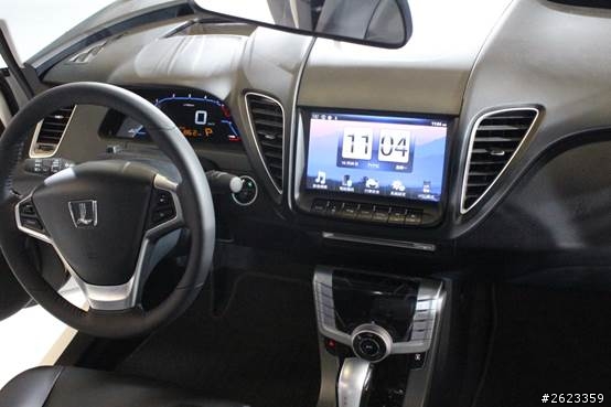 車展看車很容易不知不覺玩起評測