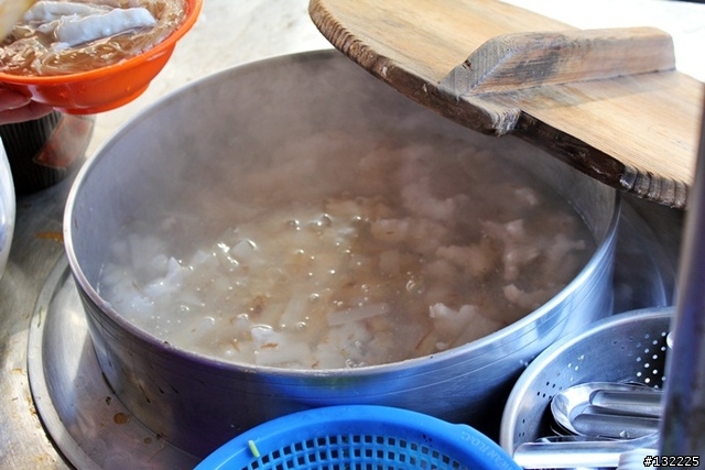 新莊在地好味道  阿海麵線