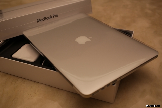 簡單開箱 Macbook Pro Retina 13吋 late 2013
