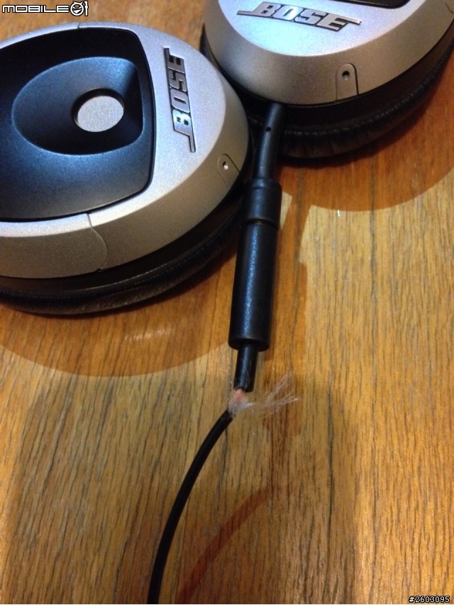 我的耳機亂亂買之路(二)---最新入手KEF M500開箱