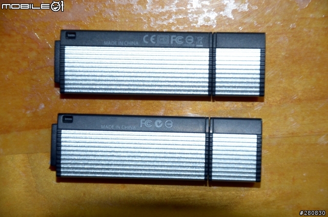 TOSHIBA USB3.0 TransMemory-EX II 32GB 開箱