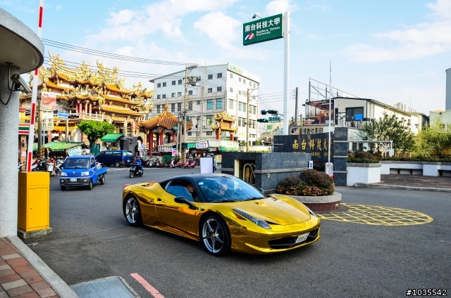 D5100+S17-50  探訪  第25屆 南臺科大汽車大展