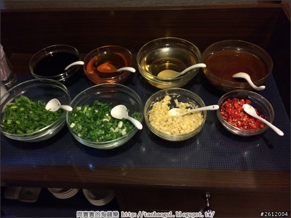 【松山】福記麻辣鴛鴦火鍋！用餐有遇到明星耶！