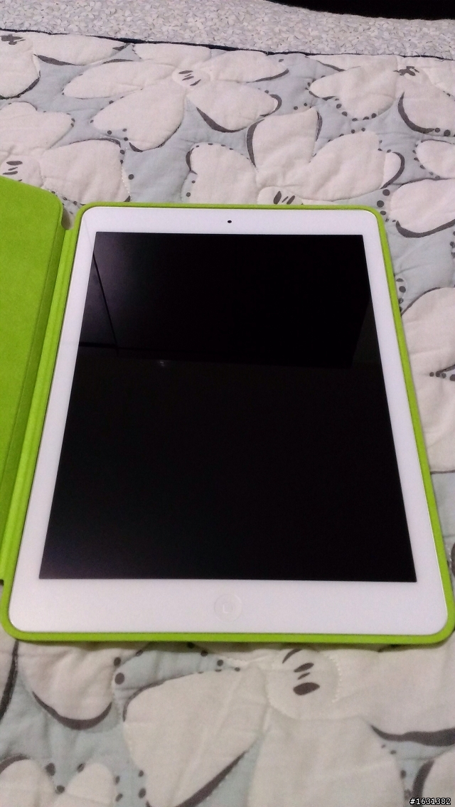 ［開箱］八國聯軍的美麗戰果 iPad Air + Smart Case
