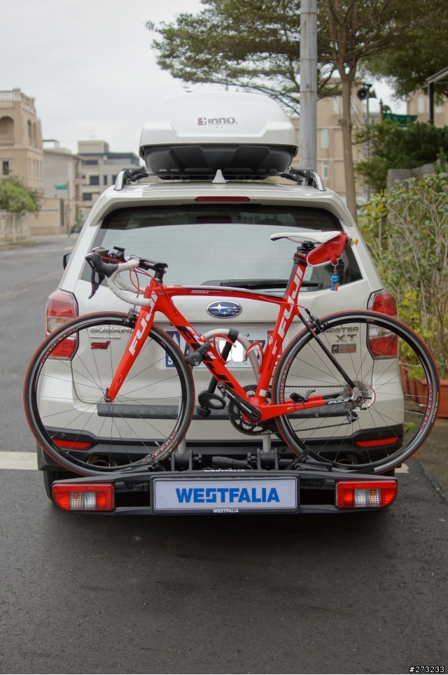 [開箱]SUBARU四代森林人專屬WESTFALIA拖車球+攜車架
