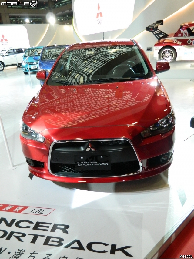 2014 Mitsubishi車展記者會....與伊林名模第一次的親密接觸