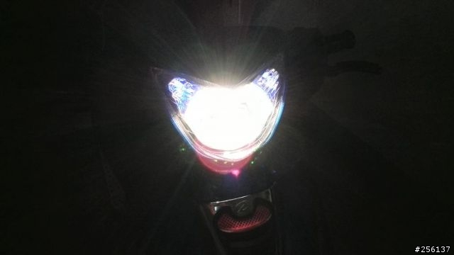 我的豪邁奔馳E1也成功的改上GP大燈囉~手殘全紀錄XD