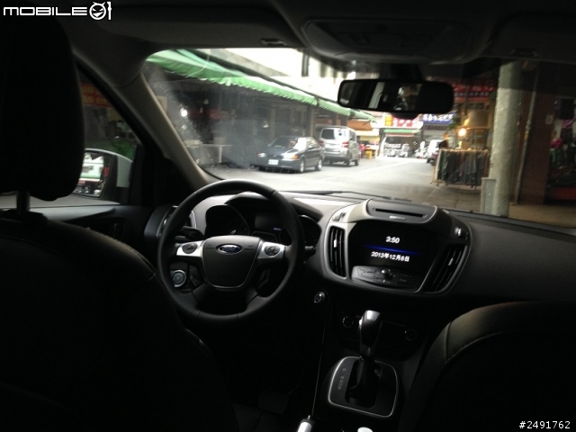 真KUGA 2.0S運動版 24小時試駕心得...^^