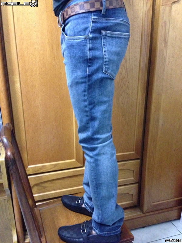 低調的 PRADA  (12/18 新增 實穿照)