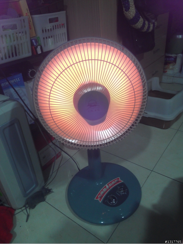 鹵素電熱扇更換曬不黑碳素燈管 DIY!