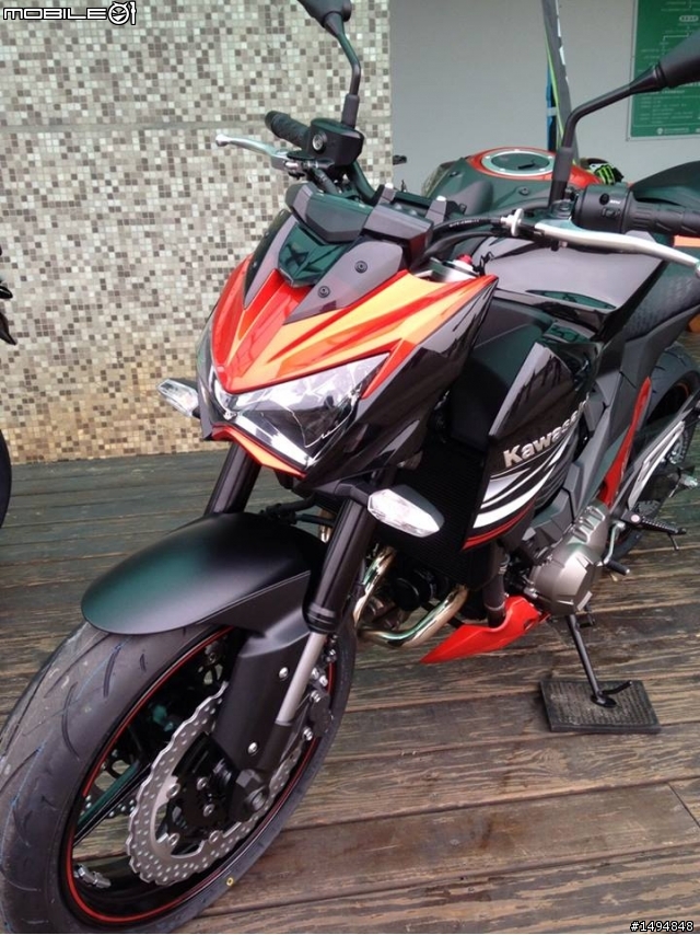 Kawasaki 小忍300 & Z800.來啦.小忍「345」.Z800「488」