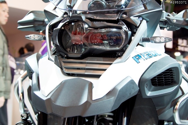 20131230台北車展世貿一館~隨意拍~~