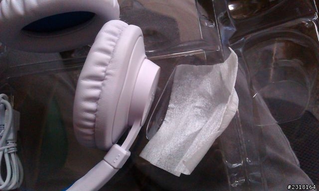 PHILIPS-SHB7000 藍牙耳罩式耳機不專業開箱