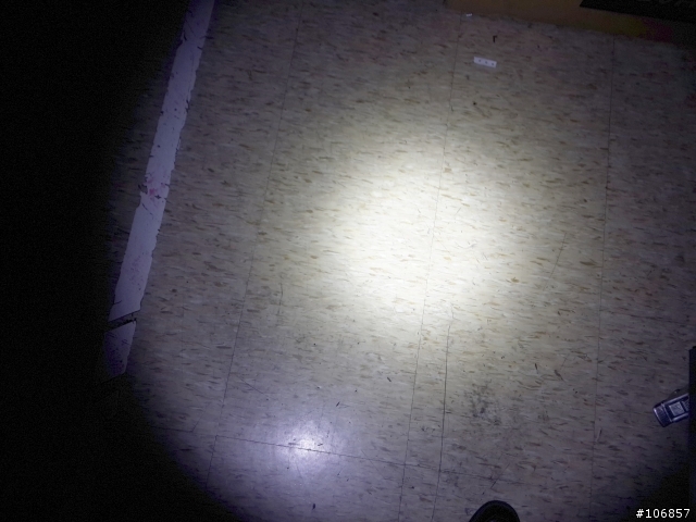 OLIGHT M18 + FENIX ARE-C2 開箱