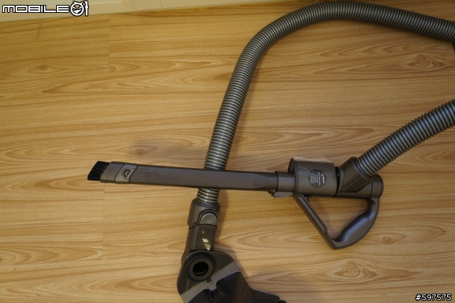 [開箱] Dyson DC48 吸塵器- 送給自己和老婆的耶誕禮物~~