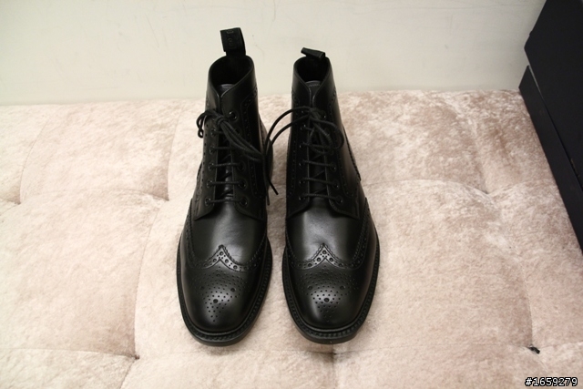 【簡單開箱】Loake 有四雙