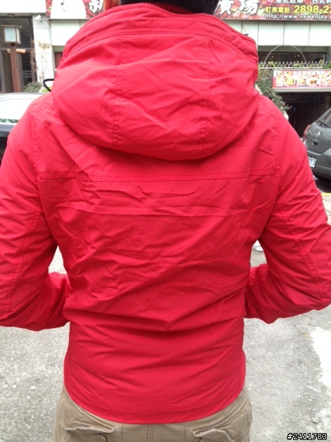 AF All-Season Weather Warrior Jacket & Hollister SAN ONOFRE HOODIE 真暖阿!!!! 有型好搭!!!