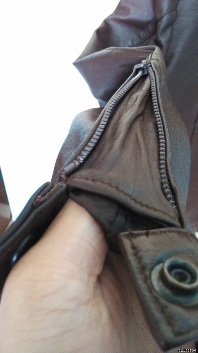 兩件 不知名的皮衣 (開箱)
