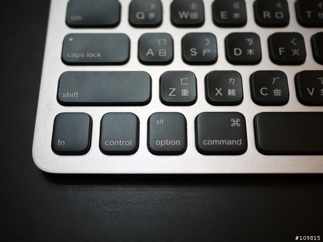 [開箱] LOGITECH K811輕鬆切換藍牙裝置鍵盤