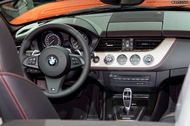 20131230台北車展世貿一館~隨意拍~~