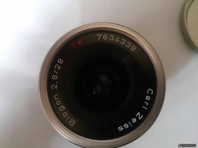 請問一下~有contax鏡頭轉到5D3相機的轉接環?