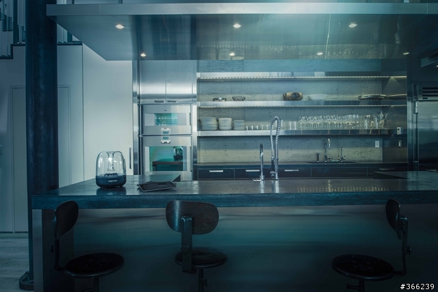 Harman Kardon Aura Black