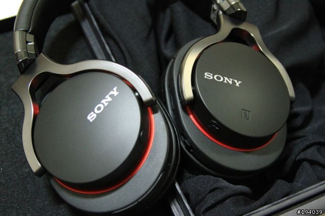 [開箱] SONY MDR-1RBTMK2  藍牙耳機