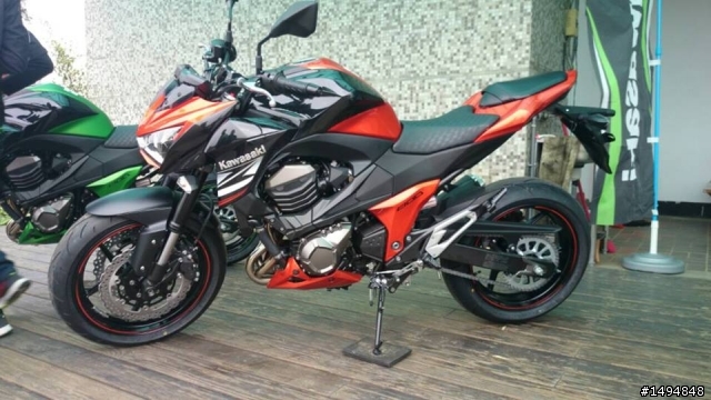 Kawasaki 小忍300 & Z800.來啦.小忍「345」.Z800「488」