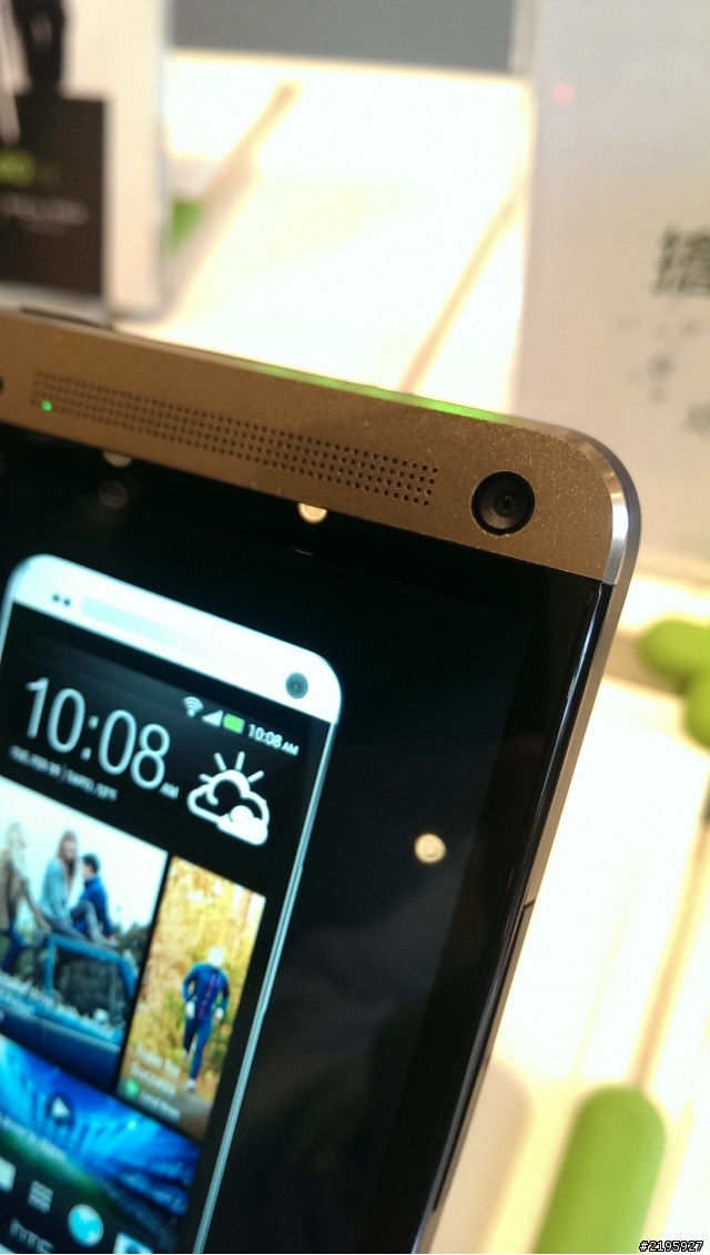 金色萬妹開箱(圖多)+金色新一美照