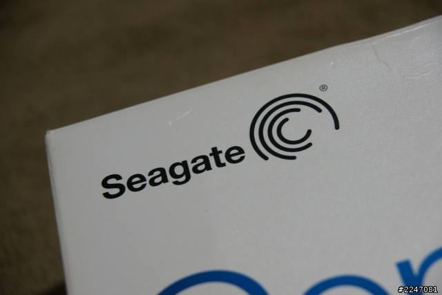 第一次開箱～Seagate 雲端硬碟
