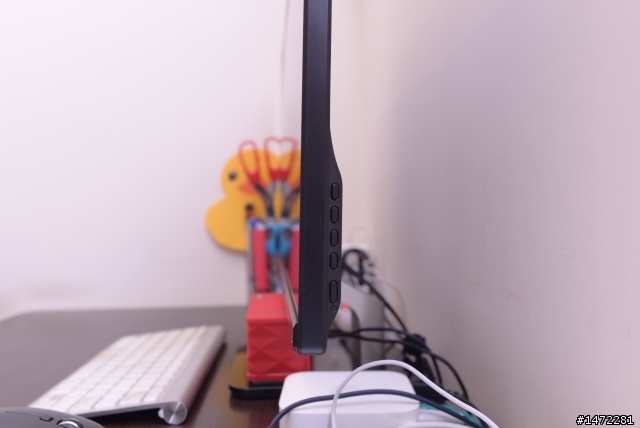 Dell S2340L 亮面螢幕 開箱分享