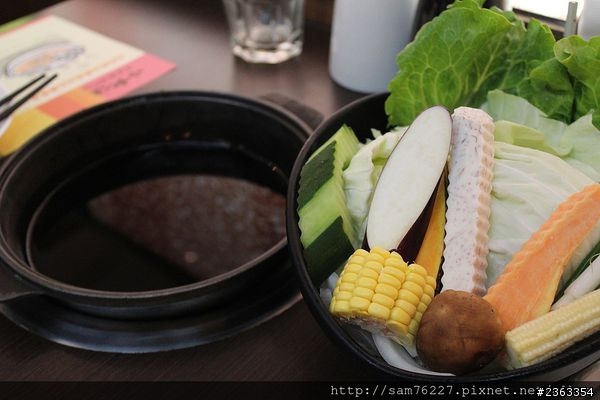 [食記] 台中西區 小北澤壽喜燒專門店 幸福壽喜燒吃到飽