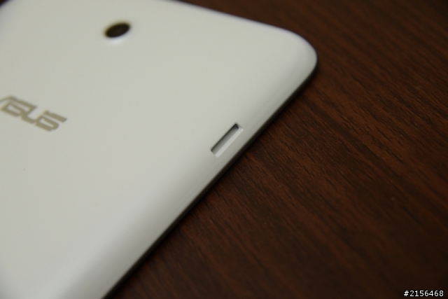 [簡單分享]ASUS MEMO Pad 8  讓我可一手掌握的隨身影音機~
