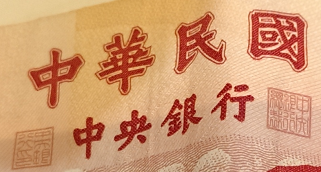 新一 VS Z1 相機 背光/正面光源/美食/玩偶/環境距離拍攝比較!!