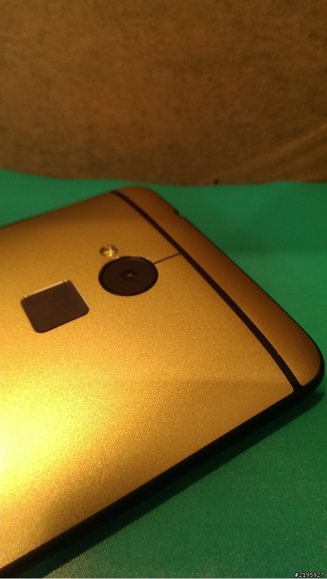 金色萬妹開箱(圖多)+金色新一美照