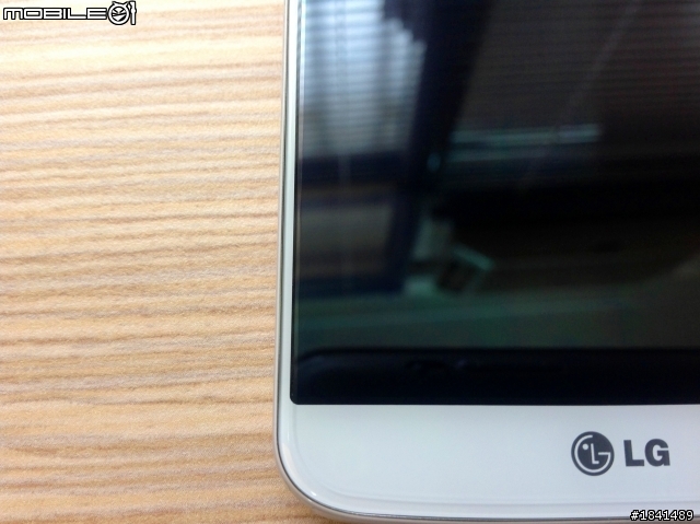 [簡易開箱] 高C/P值手機LG G2