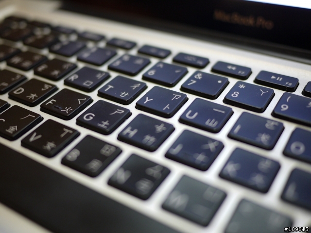 [開箱] LOGITECH K811輕鬆切換藍牙裝置鍵盤