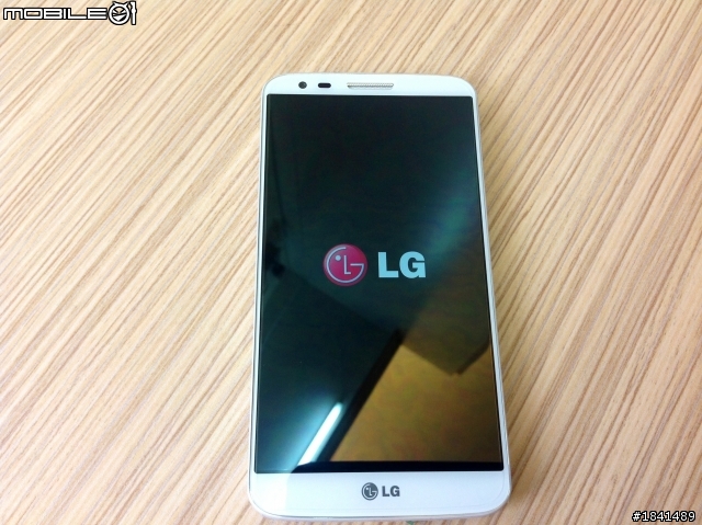 [簡易開箱] 高C/P值手機LG G2