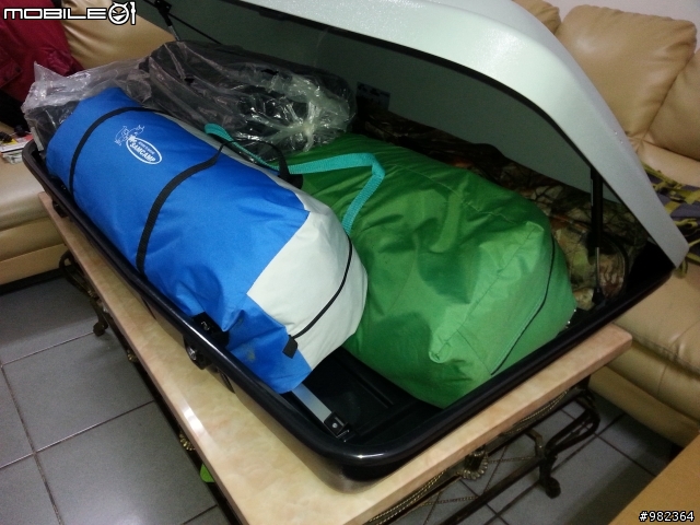 [開箱] 國產EXPLORER-400L 車頂箱開箱~ (圖文多慎入!)