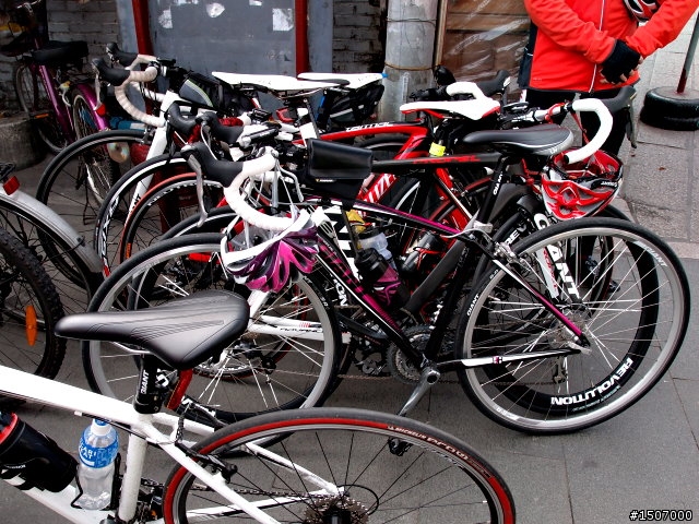 老灰狼 --  鹿港小鎮。