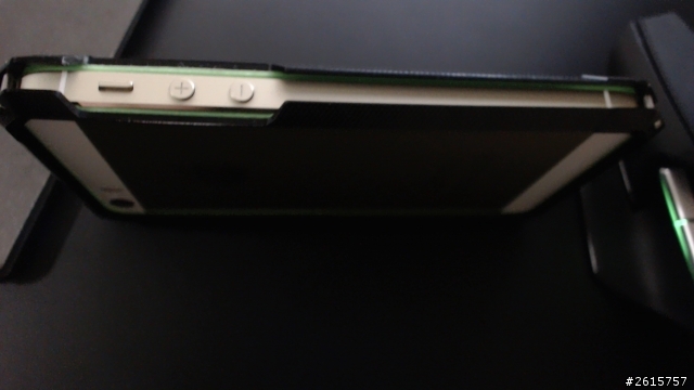 [開箱] Razer iphone 5 protection frame 與香檳金的邂逅