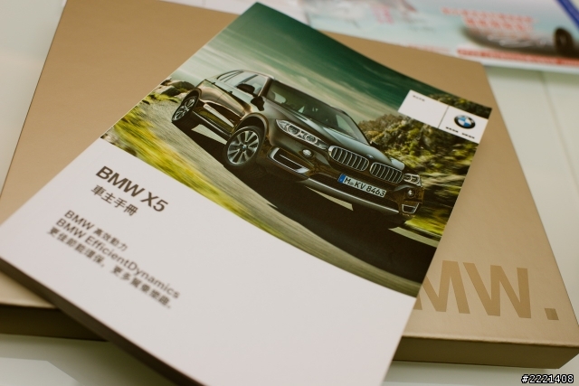 禮物來了~歡迎新成員_小白(BMW-F15)開箱
