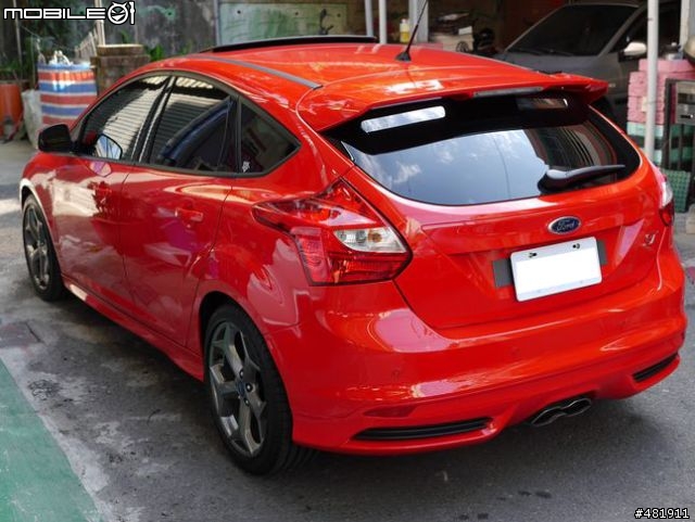 少見的紅色 MK3 ST