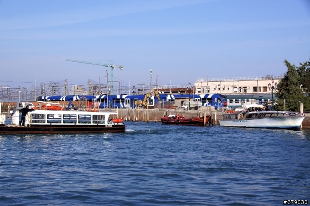 東地中海歐亞四國六都郵輪自助之旅（更新至day4＝希臘）