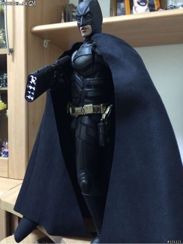 第一隻蝙蝠俠入手~hot toys~