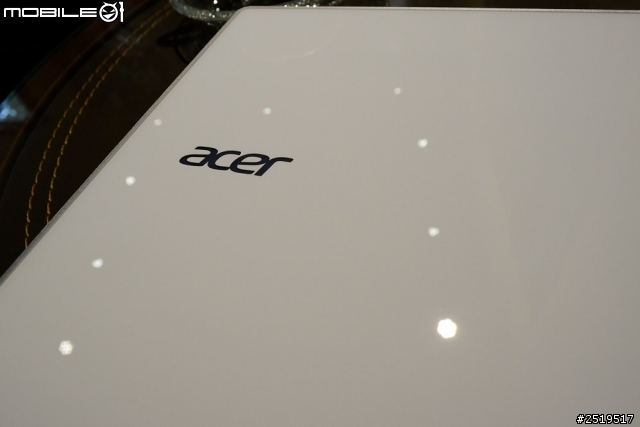 [開箱] 終於我還是買了acer s7-392