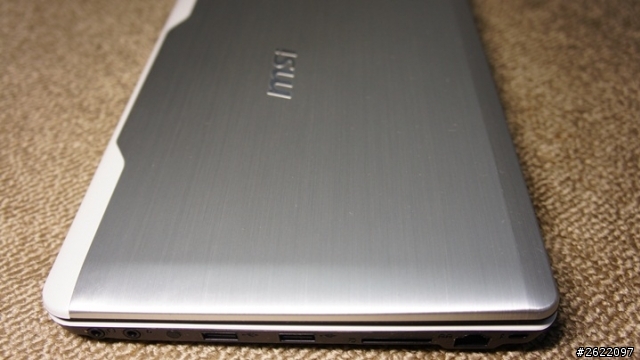 輕巧質感再進化 MSI S12T旅行的好夥伴