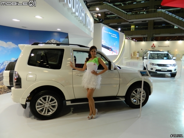 2014 Mitsubishi車展記者會....與伊林名模第一次的親密接觸