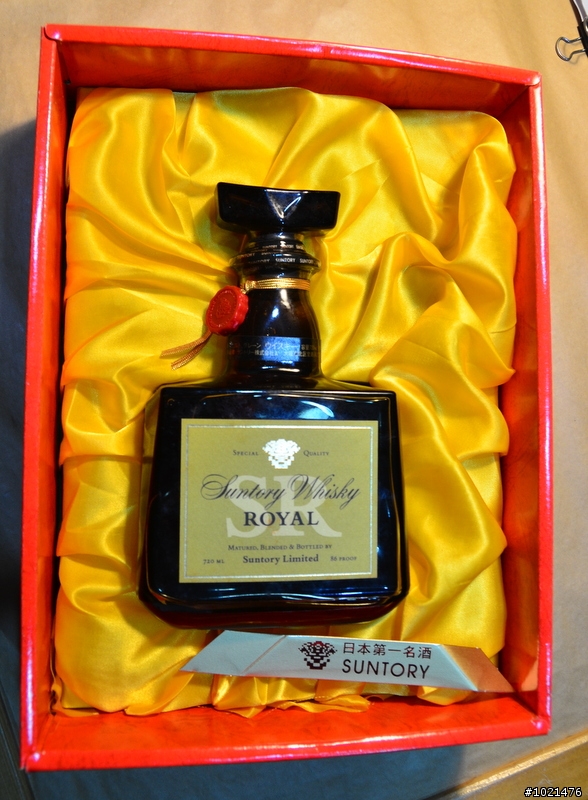 請各為酒友幫忙看看這幾瓶老酒的價值